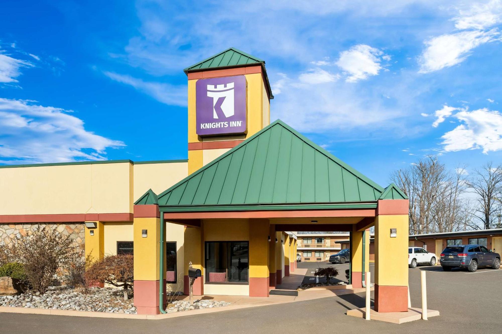 Knights Inn Montgomeryville Exterior photo